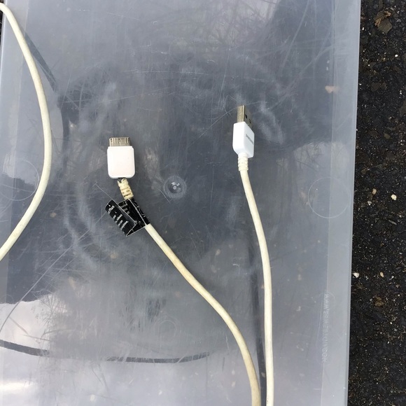 Variety of 4 chargers Samsung Android see pics - Picture 7 of 9